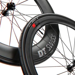Aero 111 Tubeless Road Tire