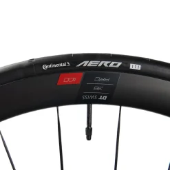 Aero 111 Tubeless Road Tire