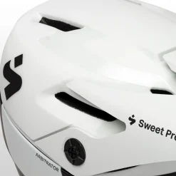 Arbitrator Mips Helmet