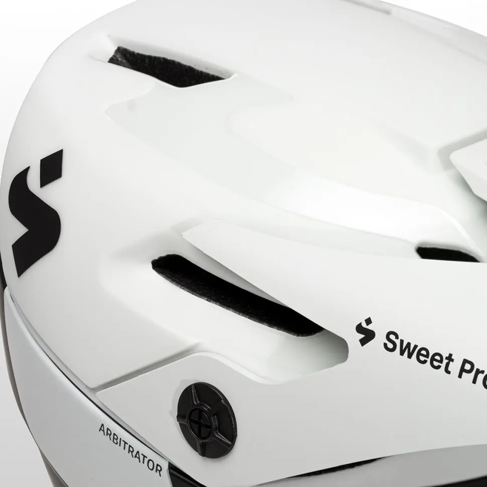 Arbitrator Mips Helmet