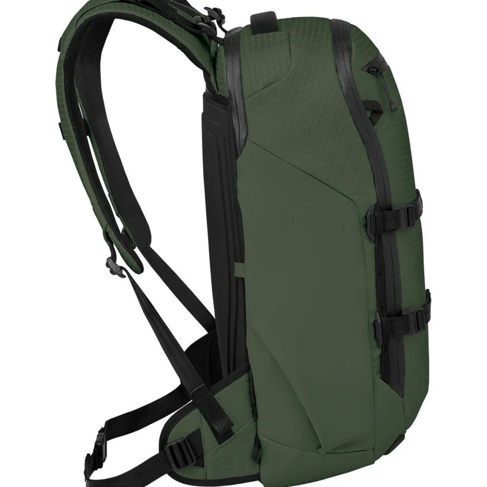 Archeon 24L Backpack