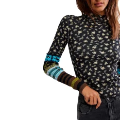 Bold Bowery Cuff Top - Women's