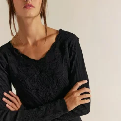 Butterfly Cuff Top - Women's