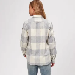 Canada Long-Sleeve Shirt - Women's