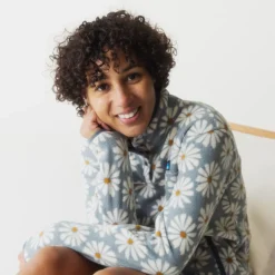 Cavanaugh Pullover - Women's
