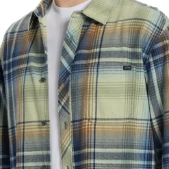 Coastline Flannel - Men's