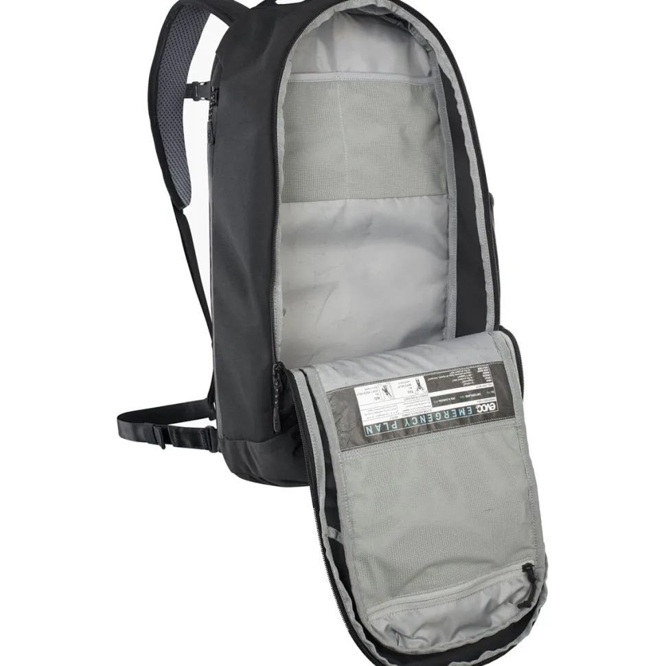 Commute 22 Backpack