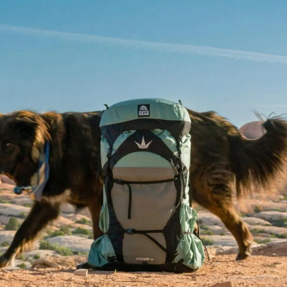 Crown 3 60L Backpack - Women's