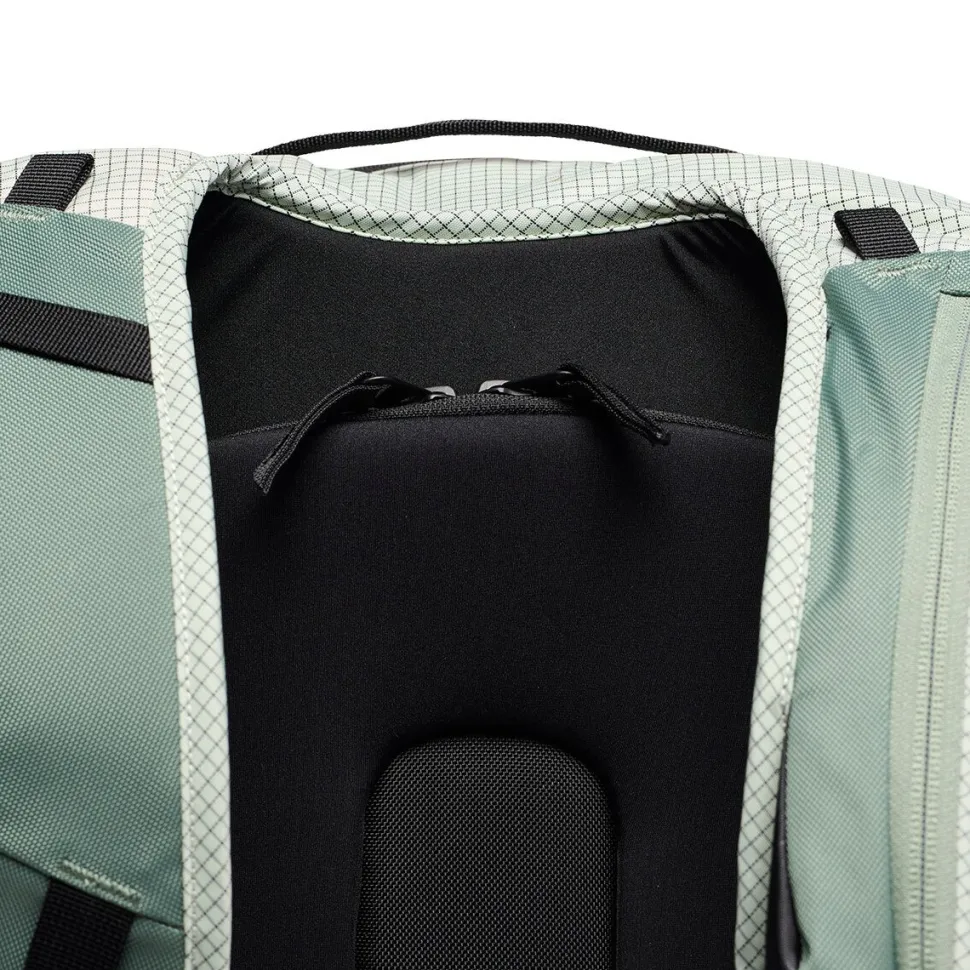 Dawn Patrol 25L Backpack