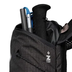 Distance 8L Backpack