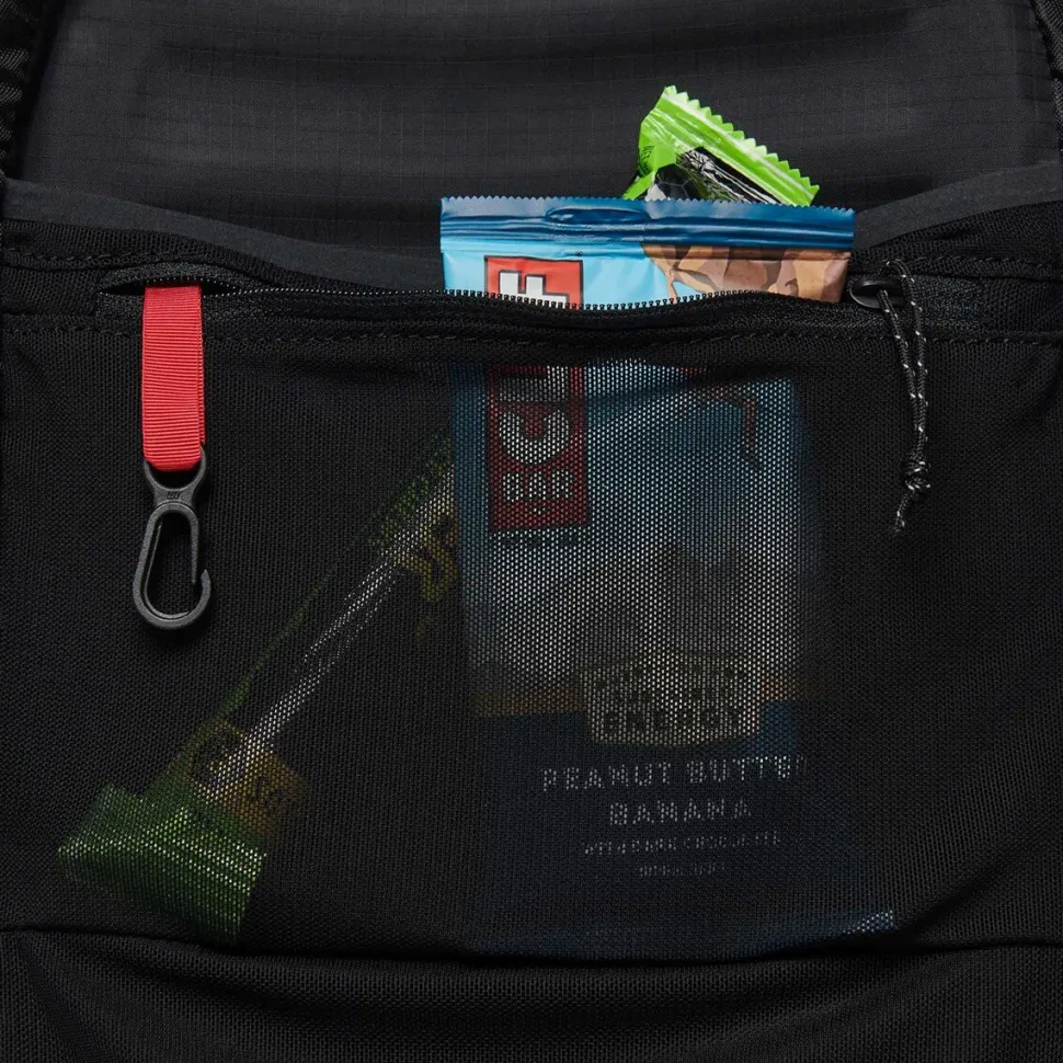 Distance 8L Backpack