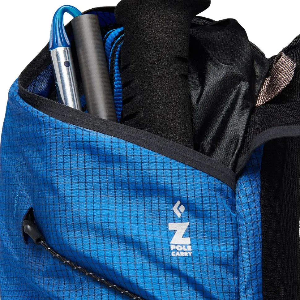 Distance 8L Backpack