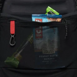 Distance 8L Backpack - Women's