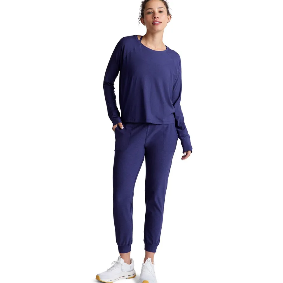 Featherweight Daydreamer Pullover - Women's