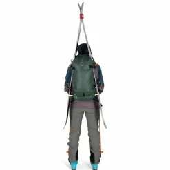 Firn 28L Backpack