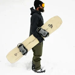 Flagship Snowboard - 2026