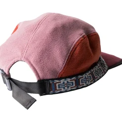 Fleece Strapcap
