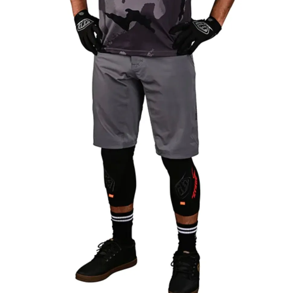 Flowline Short - Men's