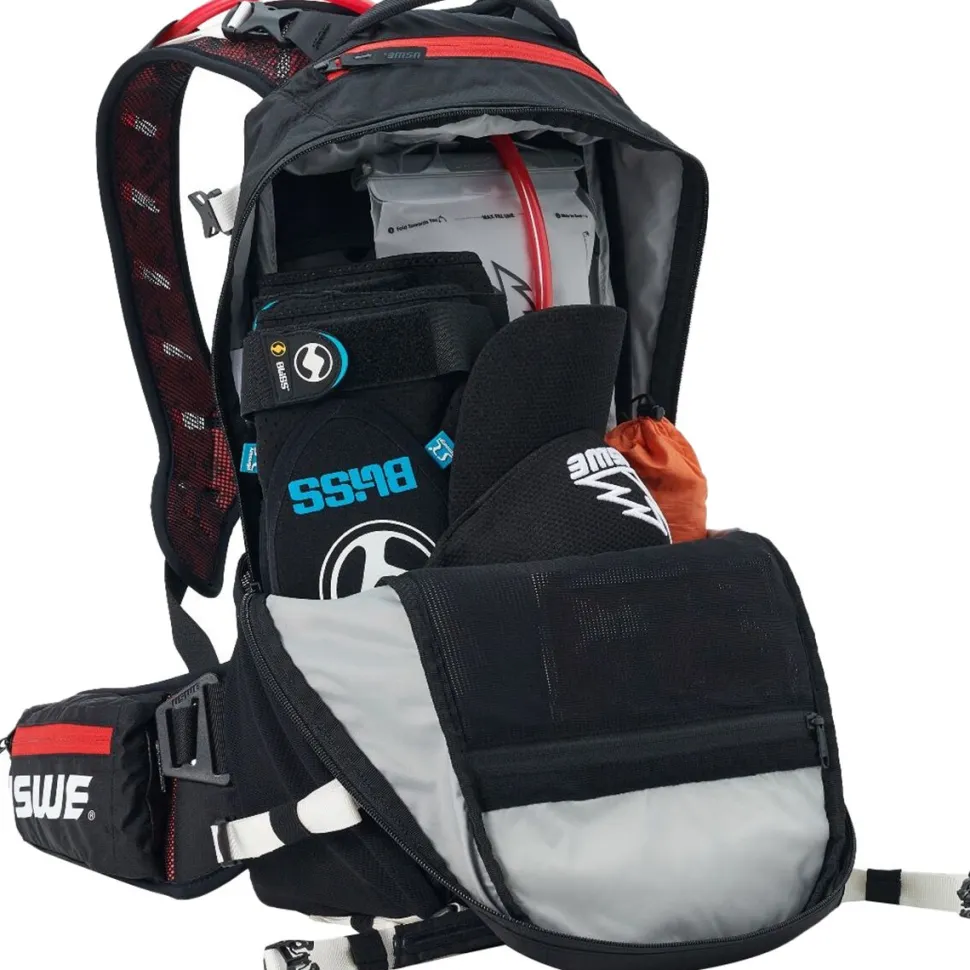 Flow 25L Protector Backpack