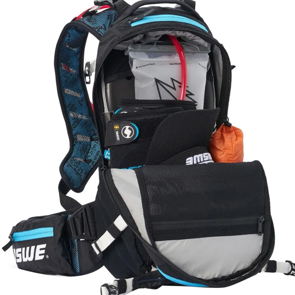 Flow 25L Protector Backpack