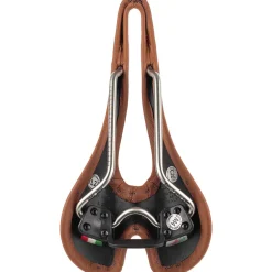 Forma Saddle