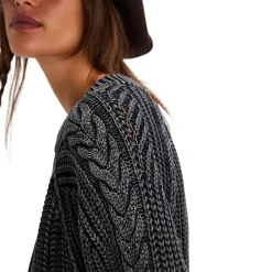 Frankie Cable Sweater - Women's
