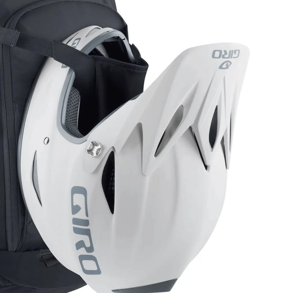 FR Enduro Blackline Protector 16L Hydration Pack