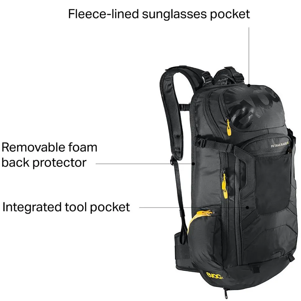 FR Trail Blackline Protector Hydration Pack