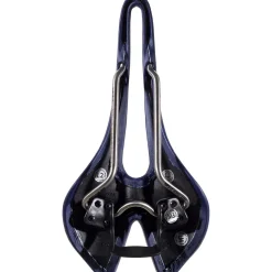 F30 Saddle