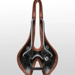 F30 Saddle