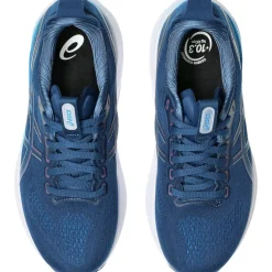 Gel-Kayano 32 Running Shoe - Women's