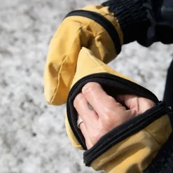 Ghoul Leather Mitten