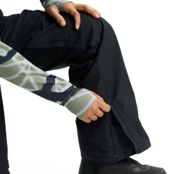 GORE-TEX Reserve Bib Pant - Women's
