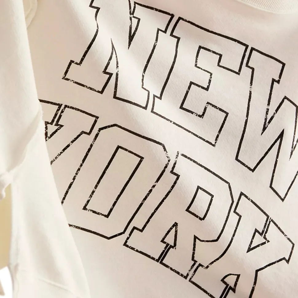 Graphic Camden Sweatshirt - Women's