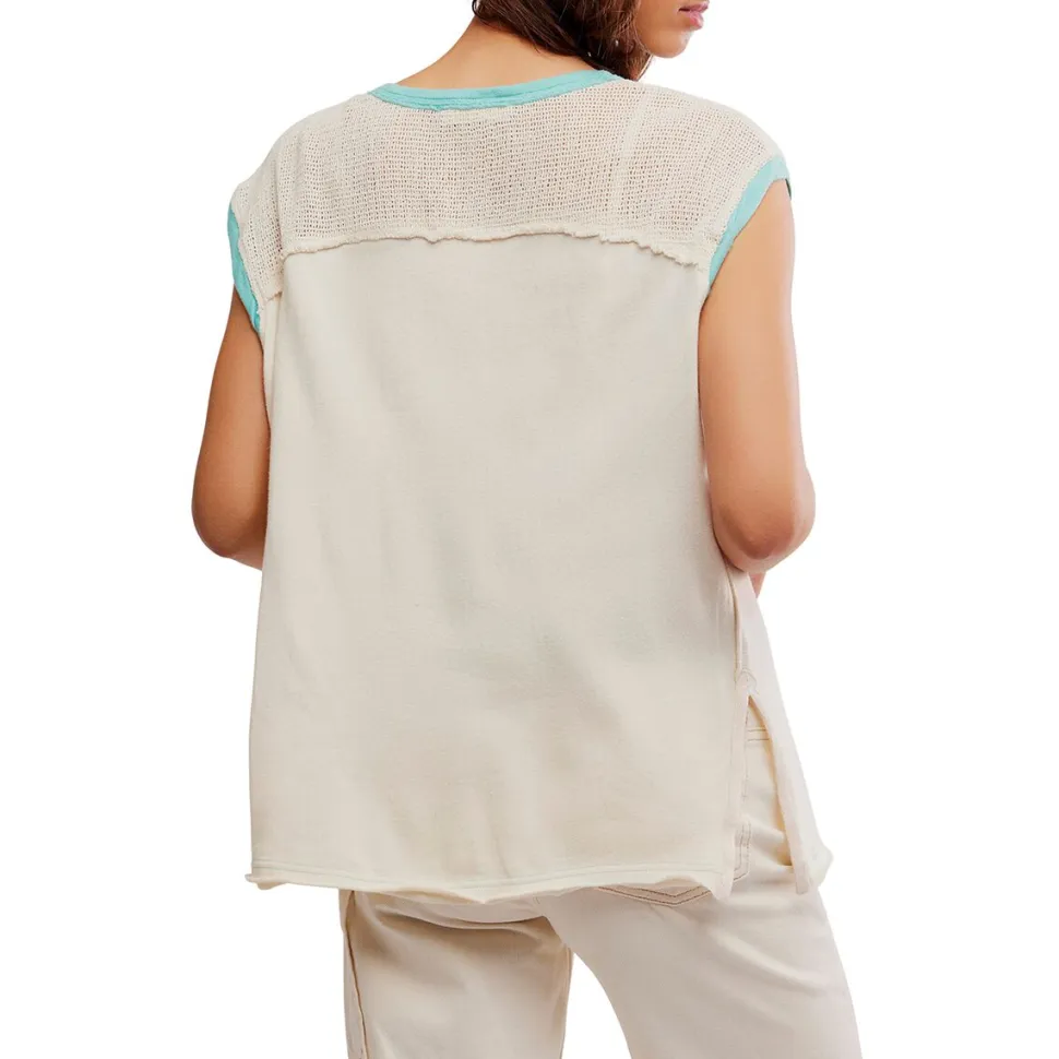 Hawaii Vibes T-Shirt - Women's