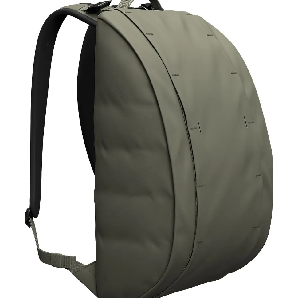 Hugger Base 15L Backpack