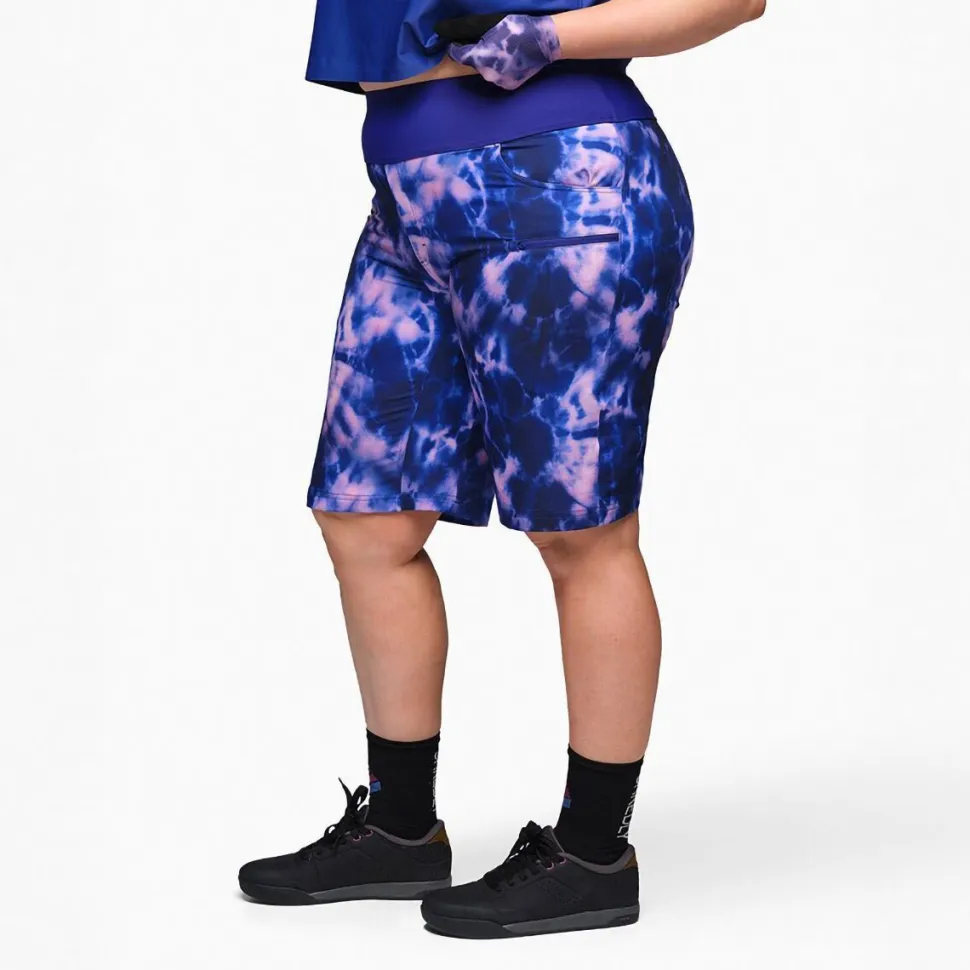 Limitless - Stretch Waistband High-Rise 11in Short - Women's