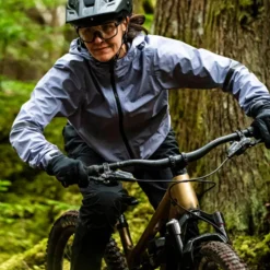 LUPRA 2.0 GORE-TEX Hooded Jacket - Women's