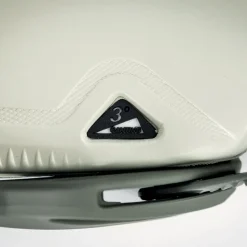 One Snowboard Binding - 2026