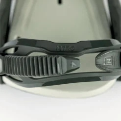 One Snowboard Binding - 2026