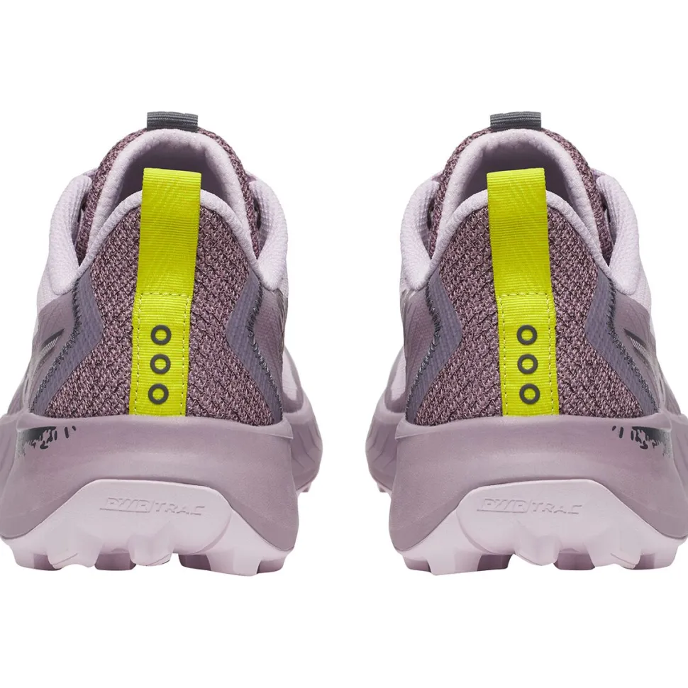 Peregrine 15 Running Shoe - Women's