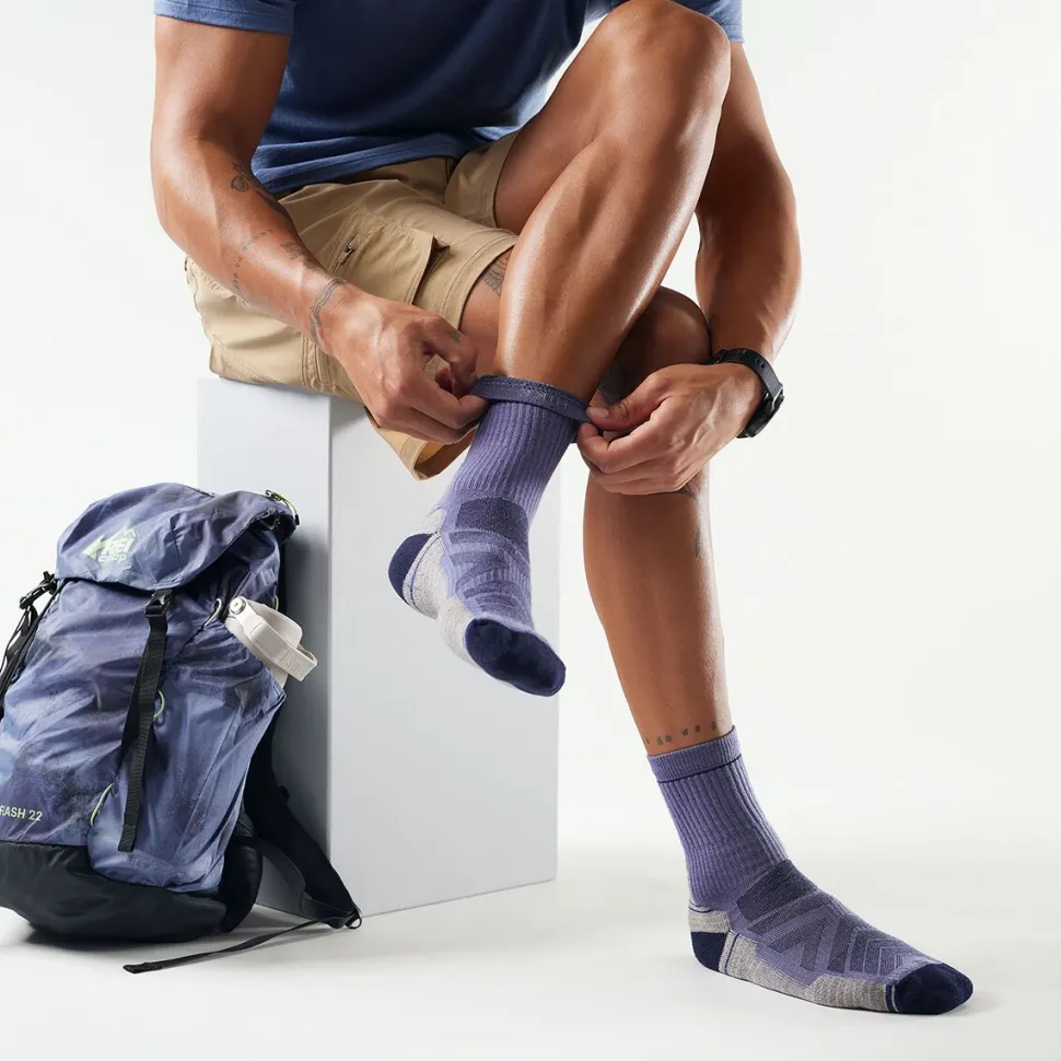 Performance Hike Light Cushion Mid Crew Sock