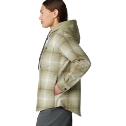 Plusher Microchill Lined Shacket - Women's