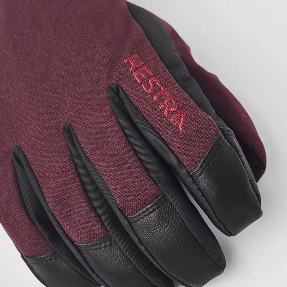 Powder Gauntlet Glove
