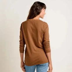 Primo Long-Sleeve Embroidered Crew - Women's