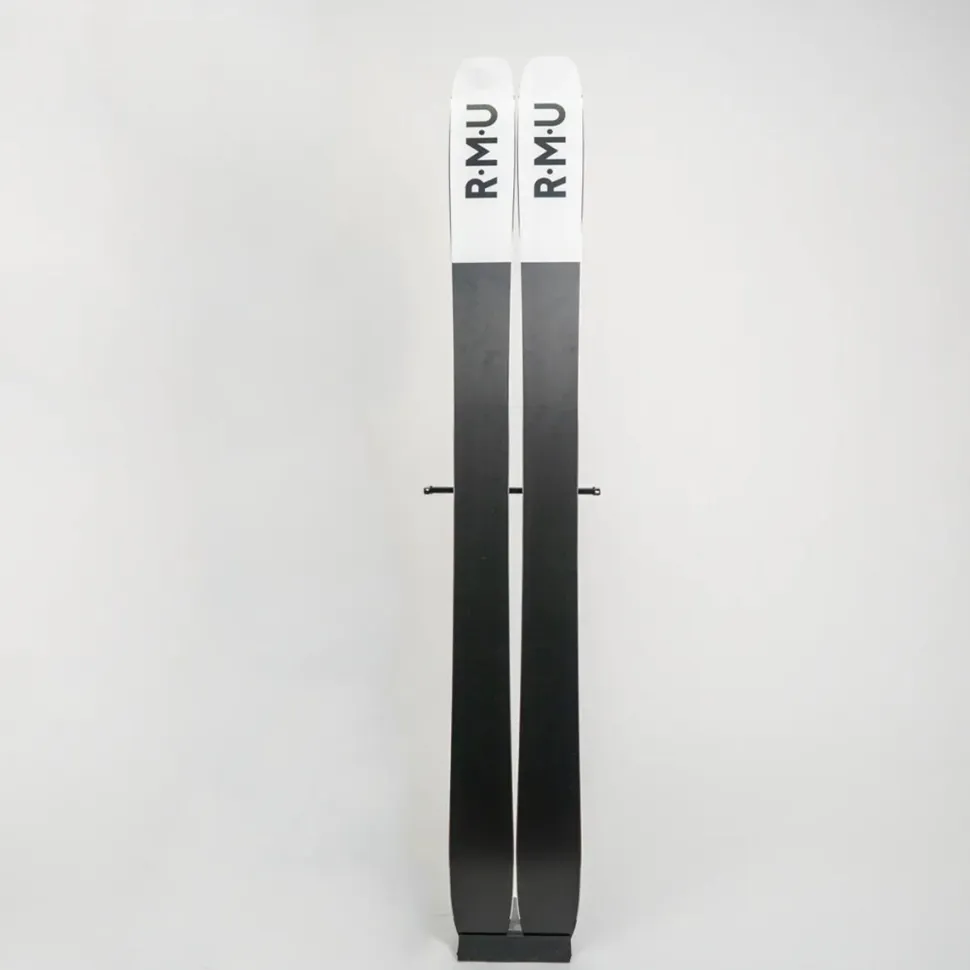 Professor 111 Ski - 2026