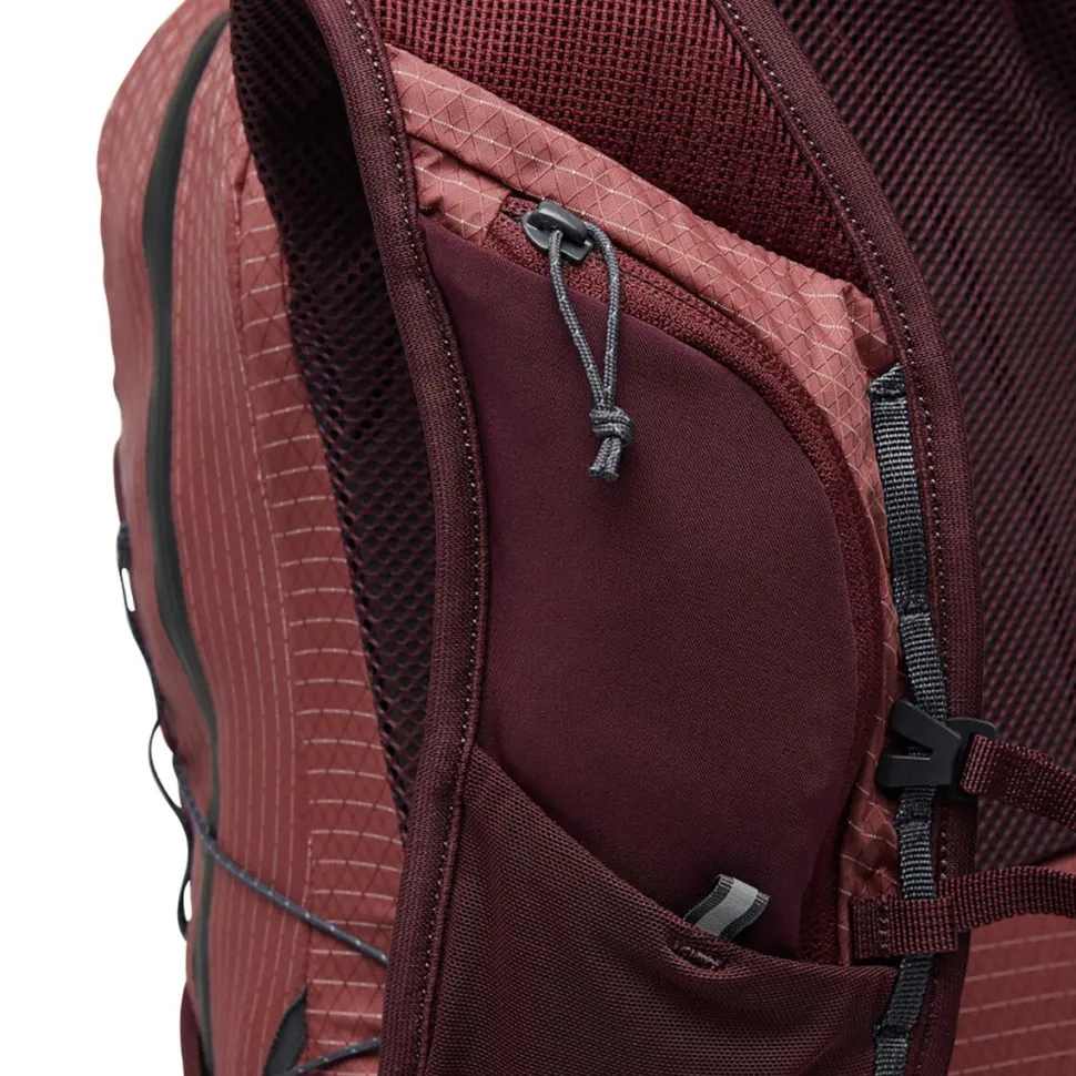 Pursuit 15L Backpack - Women's