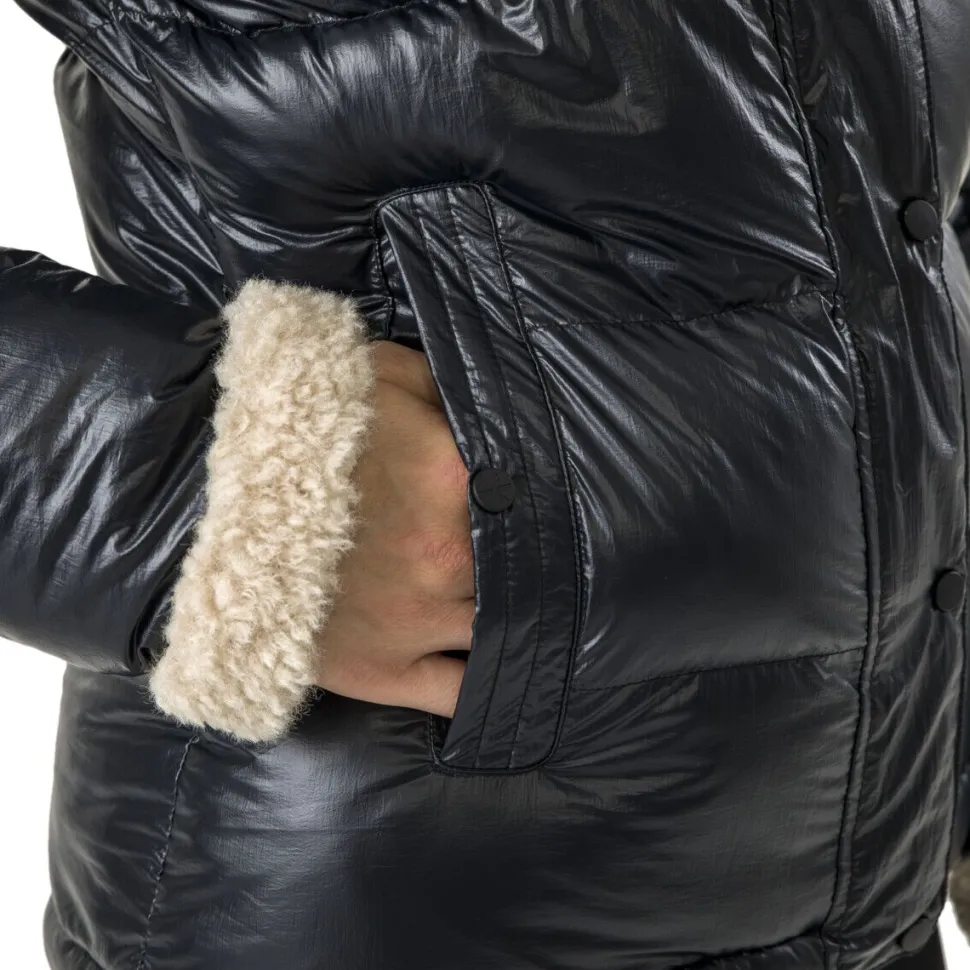 Rebels Easy Jacket - Women's