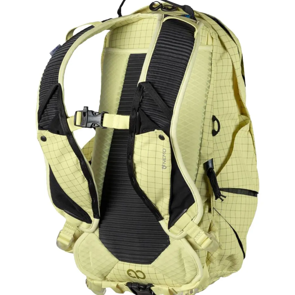 Resolve 15L Backpack
