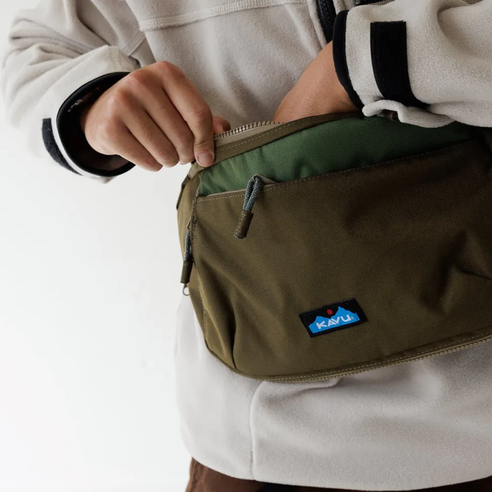 Roam Sling Bag